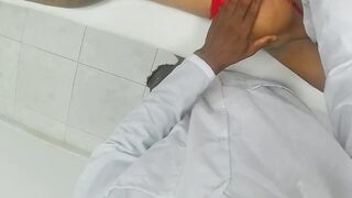 Masseuse bangs t-girl in spills her milk