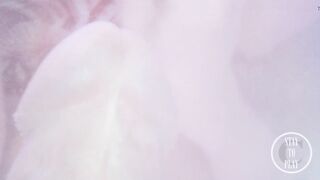 Large underwater Ejaculation in the Bathub