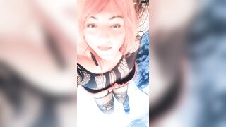 Relajada esperando por mi papi