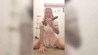 Sissy doxy needs weenie