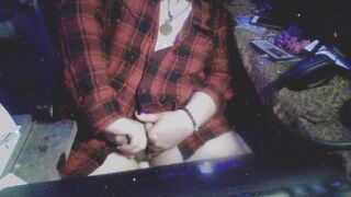 Femby Tranner wanking