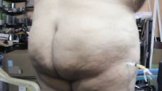 Just inflating my haunches to be a fine angel