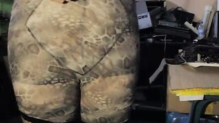 Inflating my ass with cloths, love watch how my skin feels crammed - Part 1