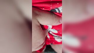 Groaning Whilst Teasing T-Weenie, Sluggishly Getting Juicy