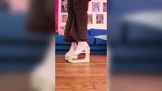 Hazel Lush has hot feet! OF- hazelshootsbigloads