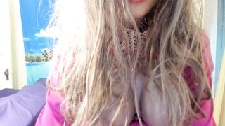 Large Breasts Golden-haired Porn Model Gloria Sabra Dancing With Biggest Tits