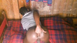 FINGERING TAUT BUTT GAP