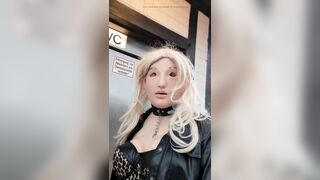 Hannah and the smutty toilets