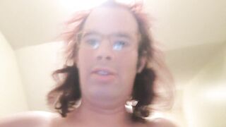 Ich Bringe Nackt Den Müll Raus (Nachbarin Hat Mich Erwischt)