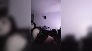 SOLO TRANS BEAUTY TESTING HER SEX MACHINE TO MUSIC