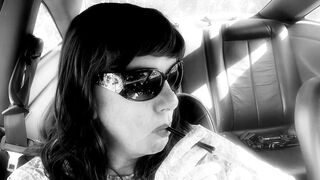 MRS. ROMAN HOLDER SMOKIN' VS120s WITH WHITE LACE GLOVES AND SUNGLASSES