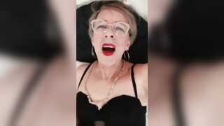 Glad Trans-Housewife