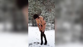 Tgirl Carina in the snow