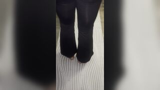 Do u like hot white toe nails?