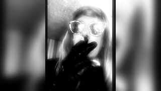 HAWT MRS. ROMAN LIKES SMOKIN' MORE120 MENTHOLS