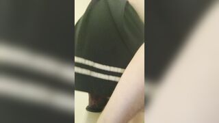 Trans futanari banging a 9-in toy ramrod.