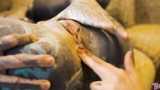 Tattooed Roadtrip Whore Takes Large Anal Sex tool in Vintage Talbot Express