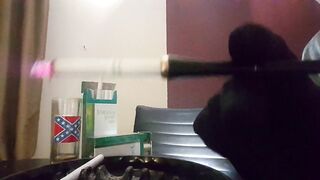 MY INDECENT ASHTRAY VS120 & HOLDER SMOKIN' WITH GLOVES