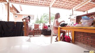 Carla Novaes and Vivian Silv