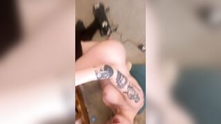 Sexy trans golden-haired uses a screw machine to cum hard