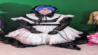 Layered PVC Maid Aoi in a lengthy magic wand sextoy session