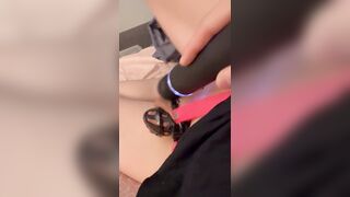 Trans hotty likes vibing her cage