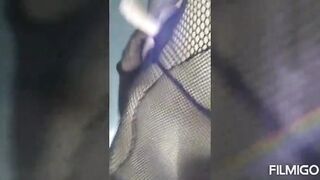 Puta trasvesti masturbandose