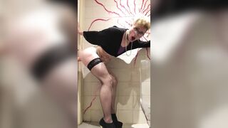 Sissy bottom Jes! Likes humiliation