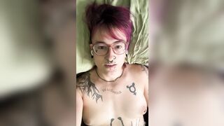 Hawt trans goth talks to u during the time that masturbating