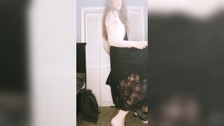 Cute fresh outfit and a cuter surprise