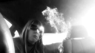 MRS. ROMAN IN HER RAINBOW WIG SMOKIN' A VS120 IN A LENGTHY CIG HOLDER CD TG AGED