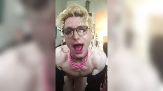 Faggot floozy Jes Brinch