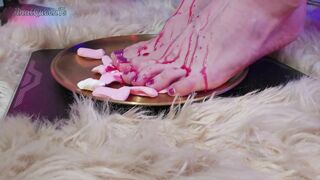feet massage oil and marshmallows