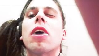 Sissy crossdreser tastes milk