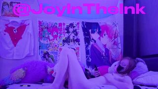 U sneak a camera into your gooner trans step-sisters room and catch her touching herself