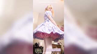 My 1st time wearing a sissy diaper outfit!