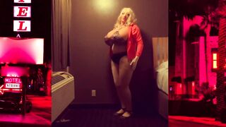 Juggsy Doll in Bikini