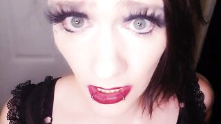 Green Eyed Trap Lipstick JOI Ruby Matte