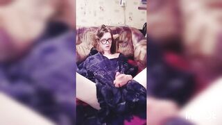 Hattabi4ik Giant Self Pee Fetish (Gold Rain)