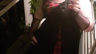 Bulky Emo Transgirl Gets Oral during the time that Smokin' outside